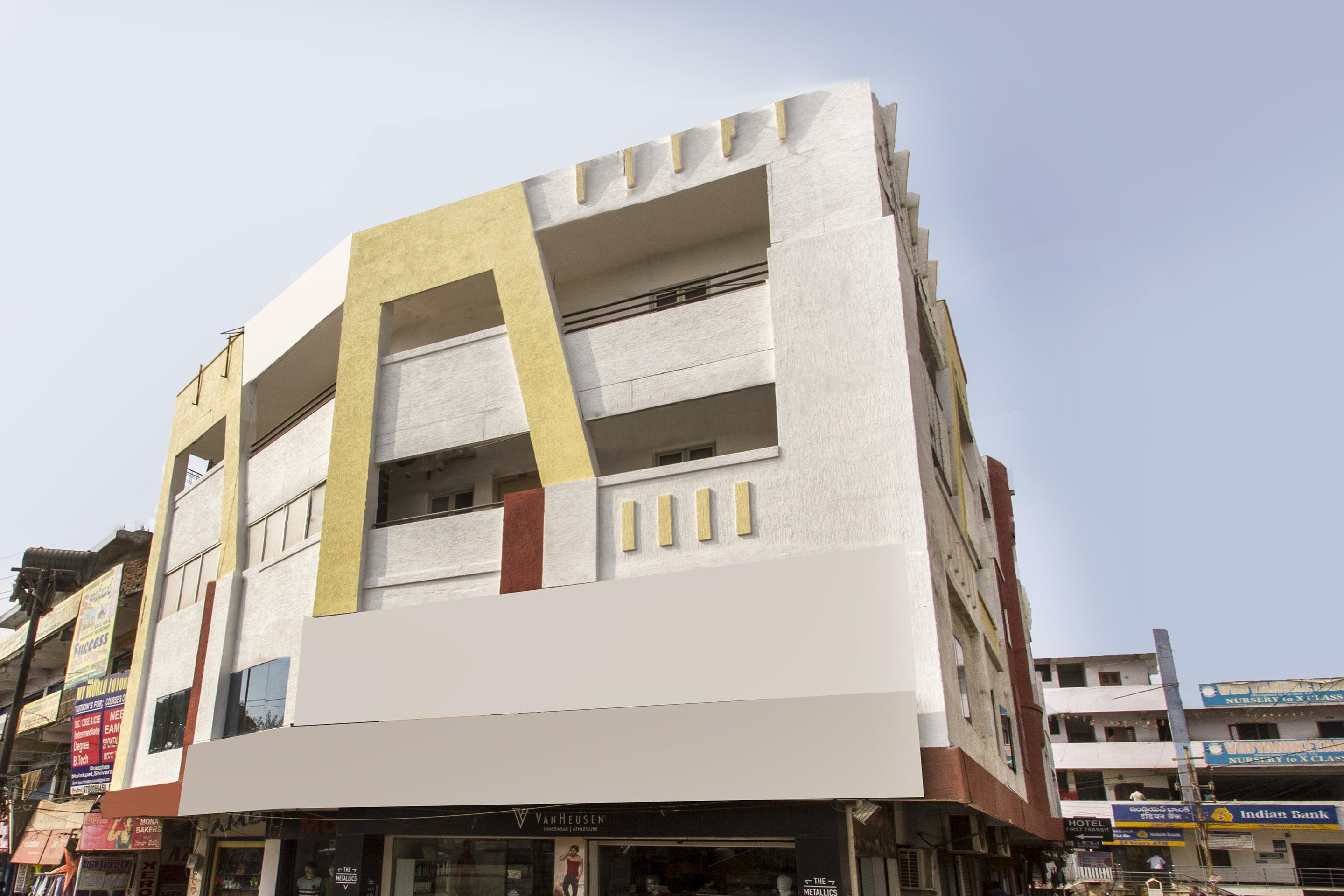 Oyo 10235 Oyster Transit Hotels Hyderabad Bagian luar foto